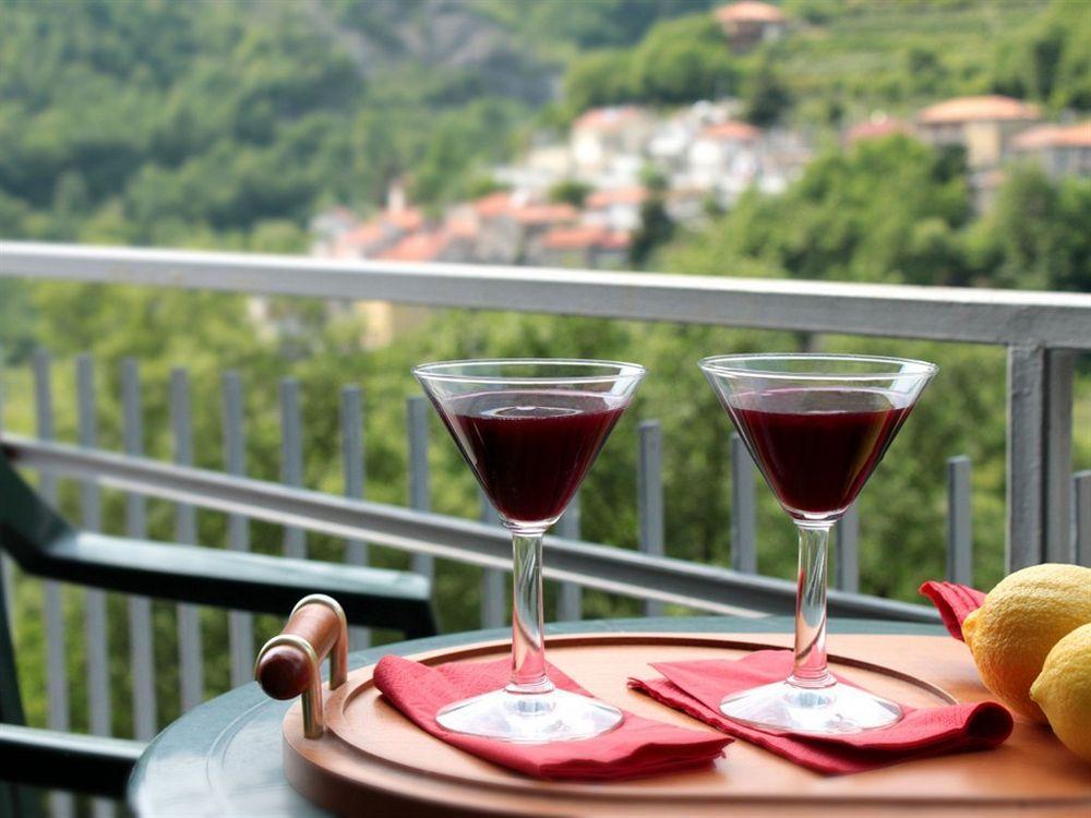 Ca' De Berna 3* Balestrino